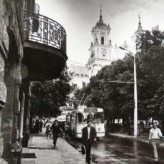 Вид на площадь Советскую и Кафедральный собор Святого Франциска Ксаверия. г. Гродно. 1989 г.