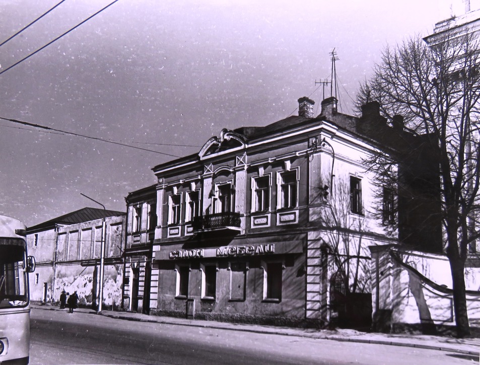 Здание фарной аптеки (ныне – Аптека-музей). г.Гродно. 1981 г.