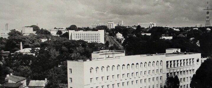 Здание Гродненского горисполкома. г. Гродно. 1985 г.